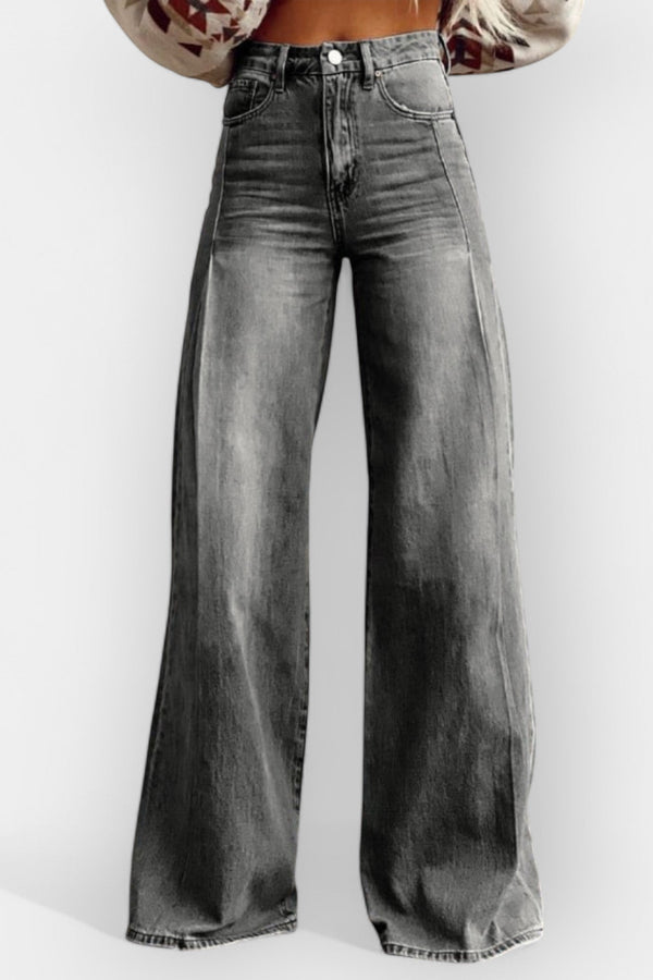 Pantaloni cu picior larg și design evazat