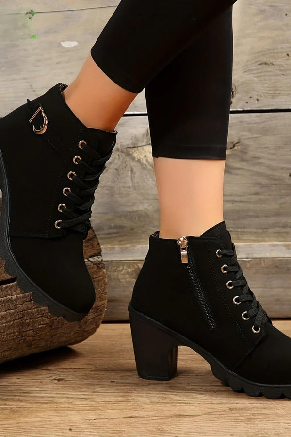 Yael - Cizme elegante cu șireturi din dantelă