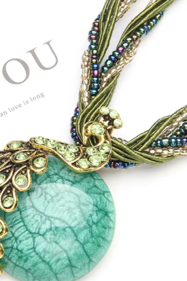 Colier sferă verde strălucitoare