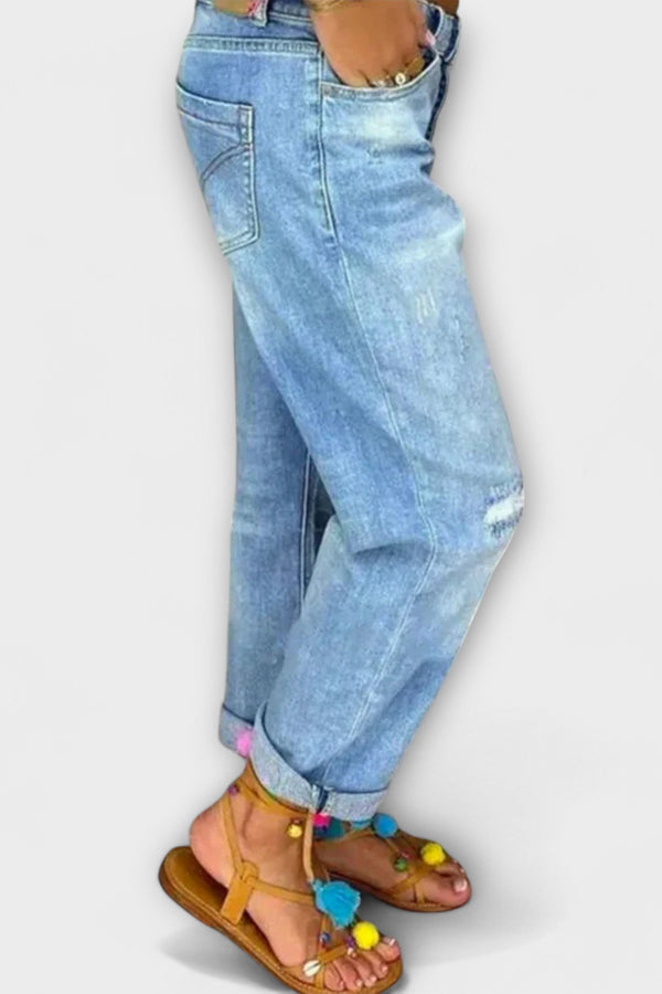 Blugi cu croială confortabilă