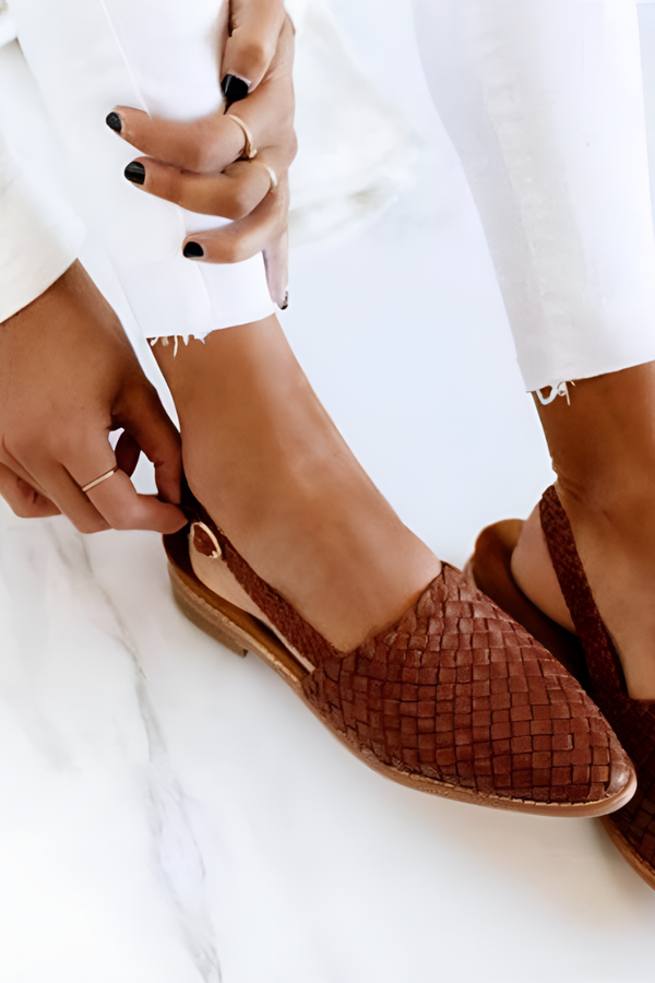 Romy | Sandale clasice din piele lucrate manual