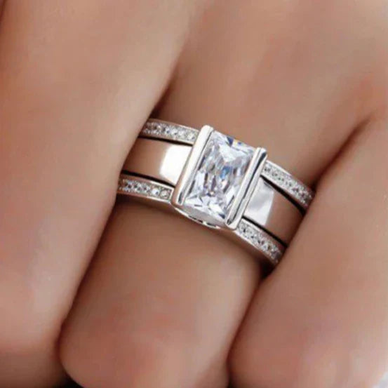 Inel Antic cu Sticlă Incrustată | Aur Alb