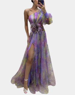 Rochie romantică cu deschidere