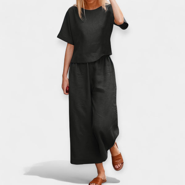 Set pantaloni vaporoși cu bluză cu mânecă scurtă