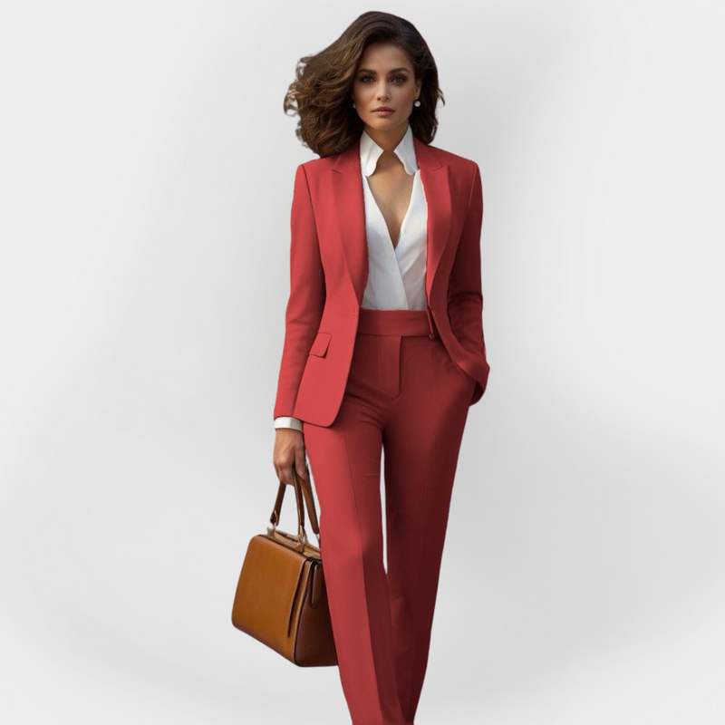 Costum elegant pentru femei