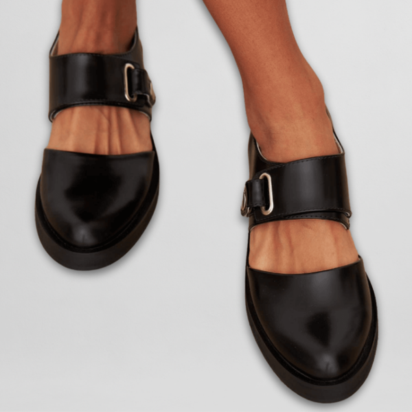Pantofi clasici Mary Janes cu cataramă
