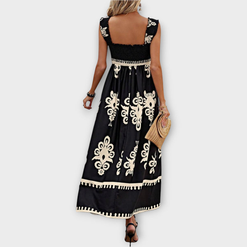 Rochie de plajă elegantă cu decolteu pătrat
