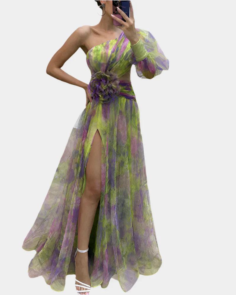 Rochie romantică cu deschidere