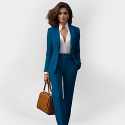 Costum elegant pentru femei