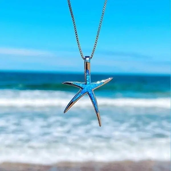 Colier cu opal albastru și stea de mare argintie