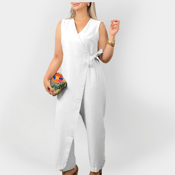 Salopetă elegantă fără mâneci
