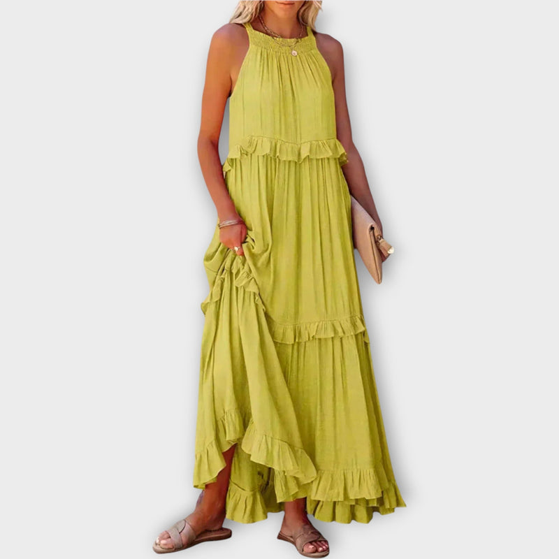 Rochie cu bretele subțiri și linie elegantă