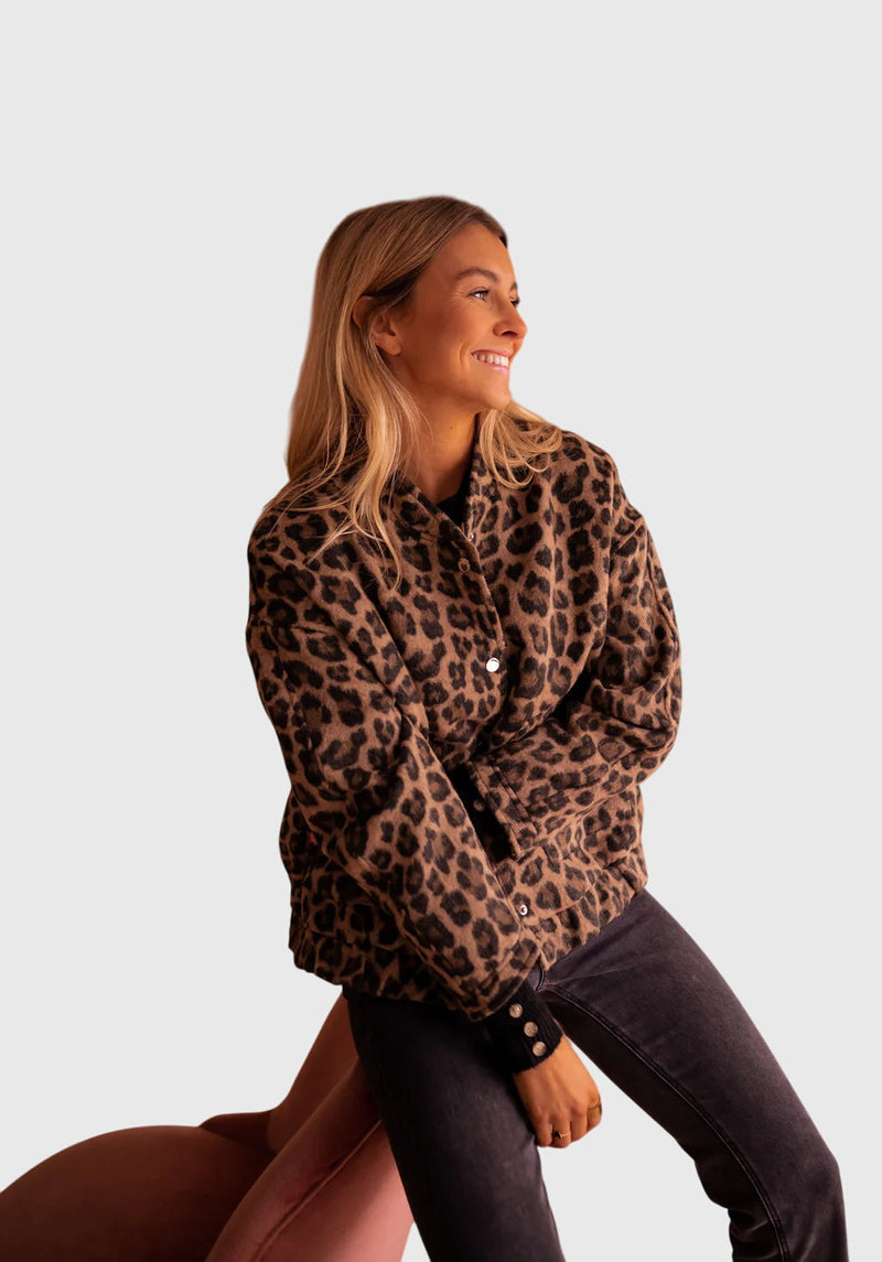 Elodie | Jachetă stilată cu imprimeu leopard