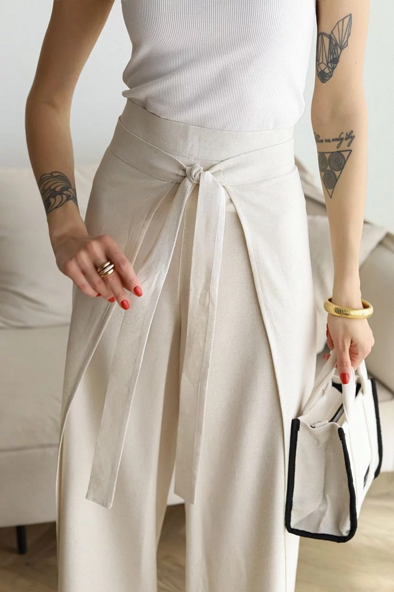 ARIANE – PANTALONI LARGI DIN IN PENTRU FEMEI