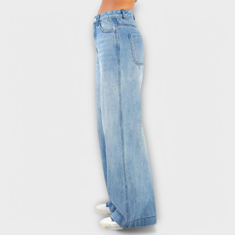 Pantaloni largi pentru femei