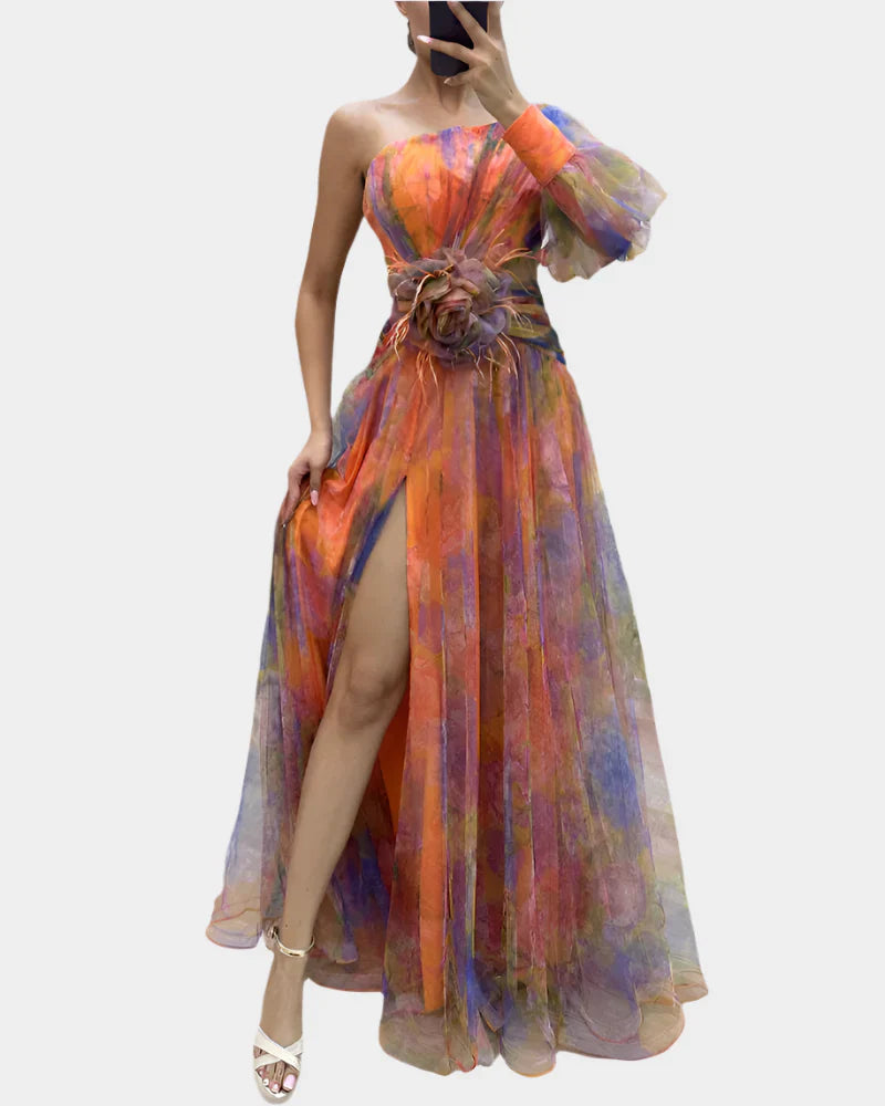 Rochie romantică cu deschidere