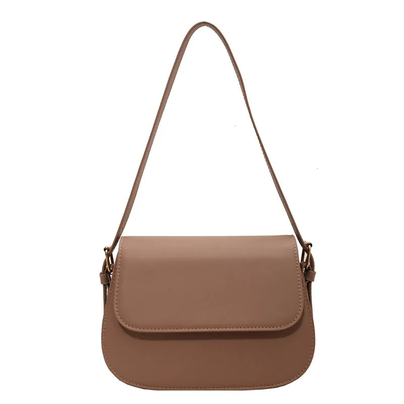 Geantă crossbody Avery™ Classic Saddle