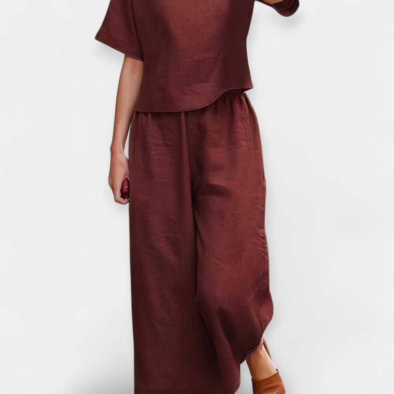 Set pantaloni vaporoși cu bluză cu mânecă scurtă