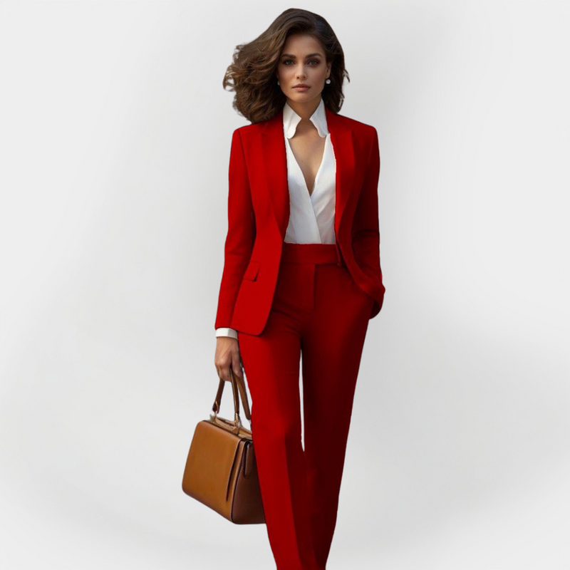 Costum elegant pentru femei