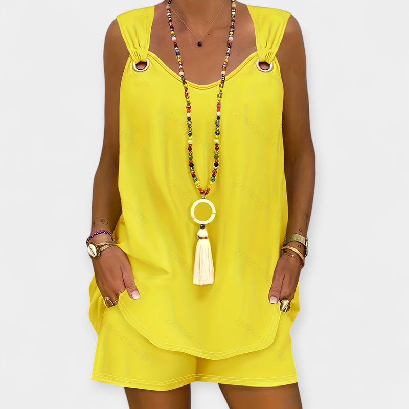 Set de bluză fără mâneci și pantaloni scurți