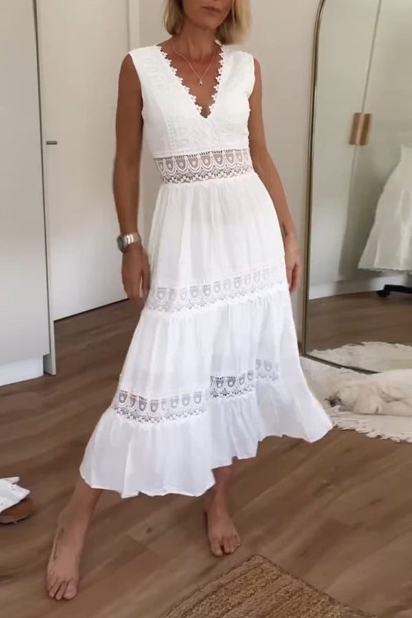 Eleni | Rochie elegantă cu dantelă și decolteu în V