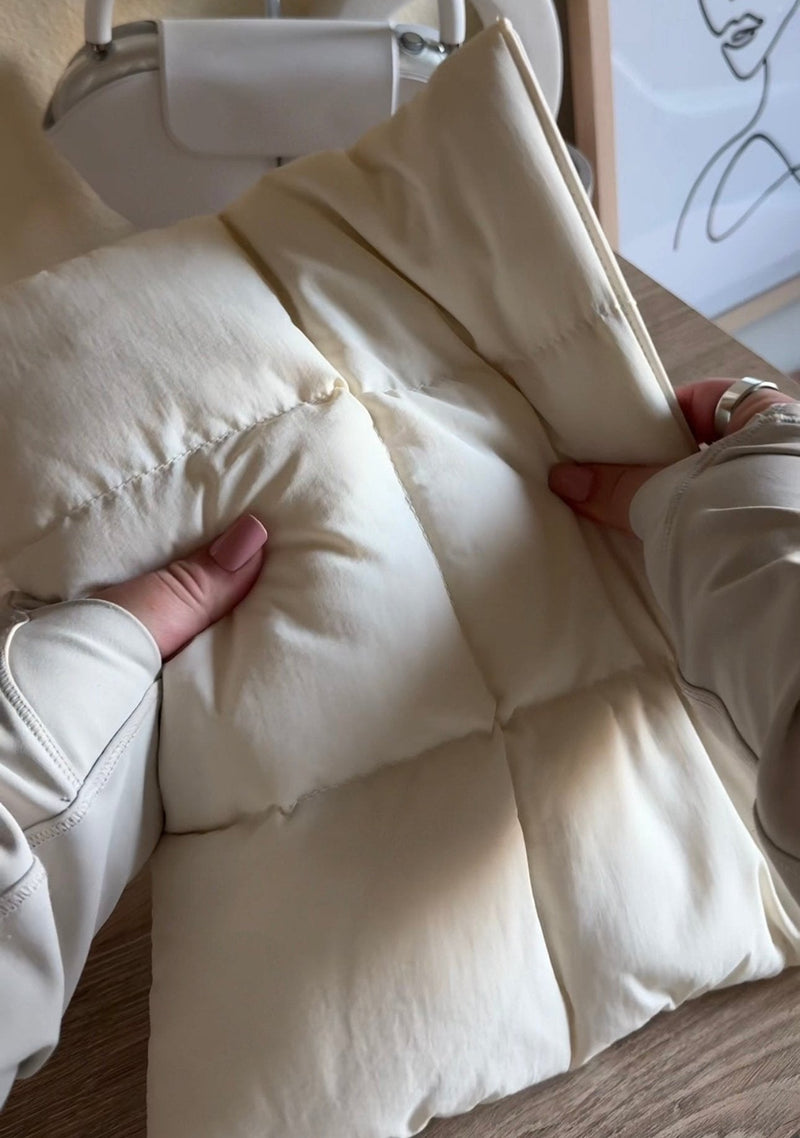 Mia™ - Husă matlasată pentru laptop