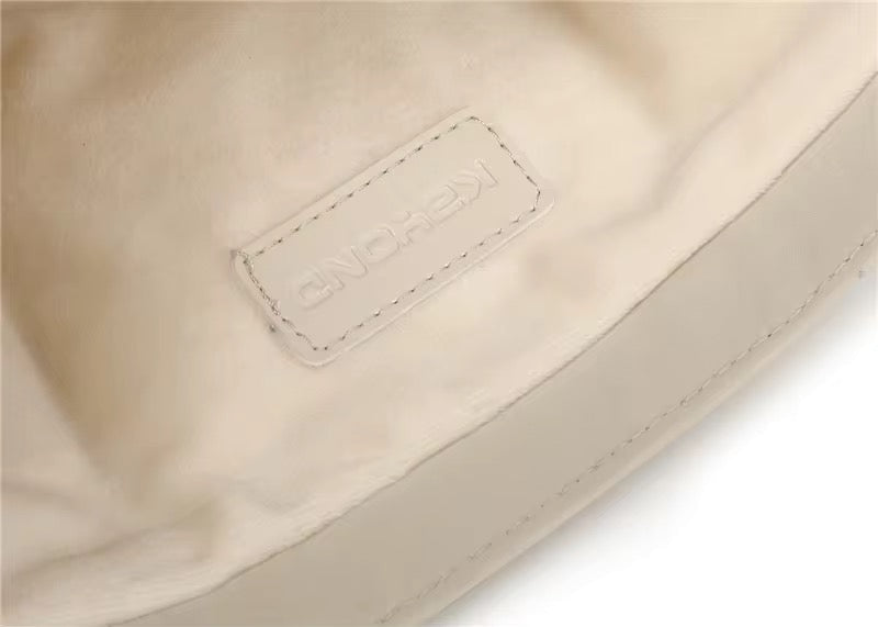 Mia™ - Husă matlasată pentru laptop