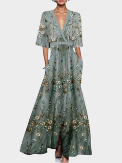 Rochie florală elegantă cu curea