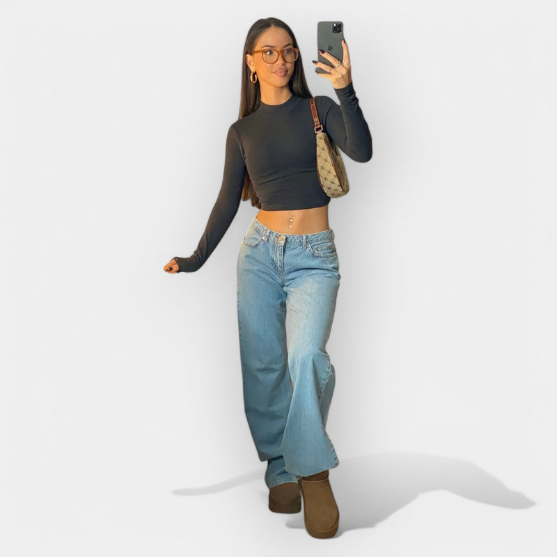 Blugi cu talie joasă