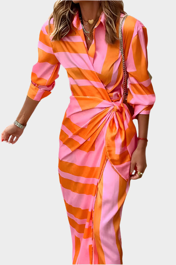 Rochie midi cu design în dungi