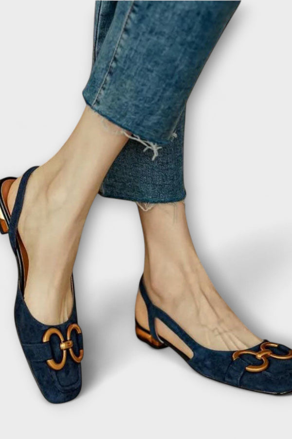 Sandală cu cataramă cu clemă