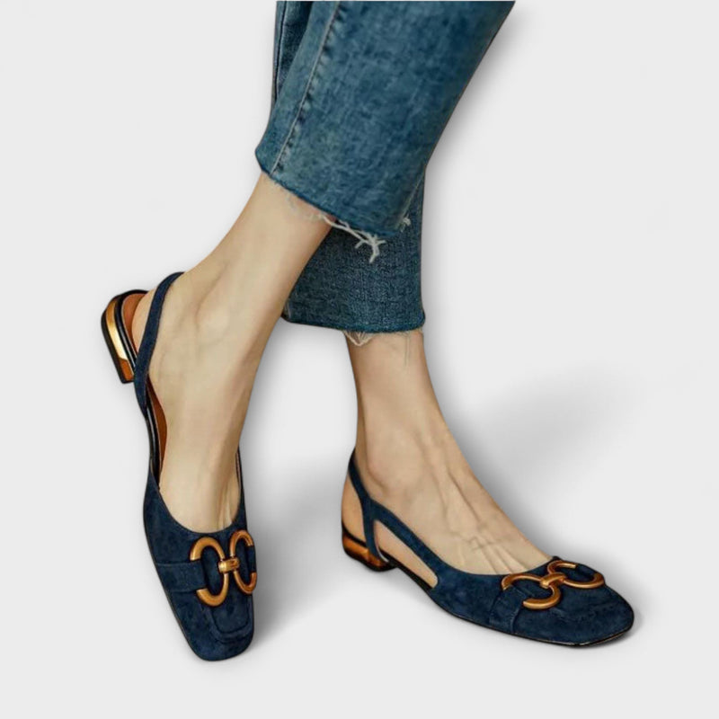 Sandală cu cataramă cu clemă