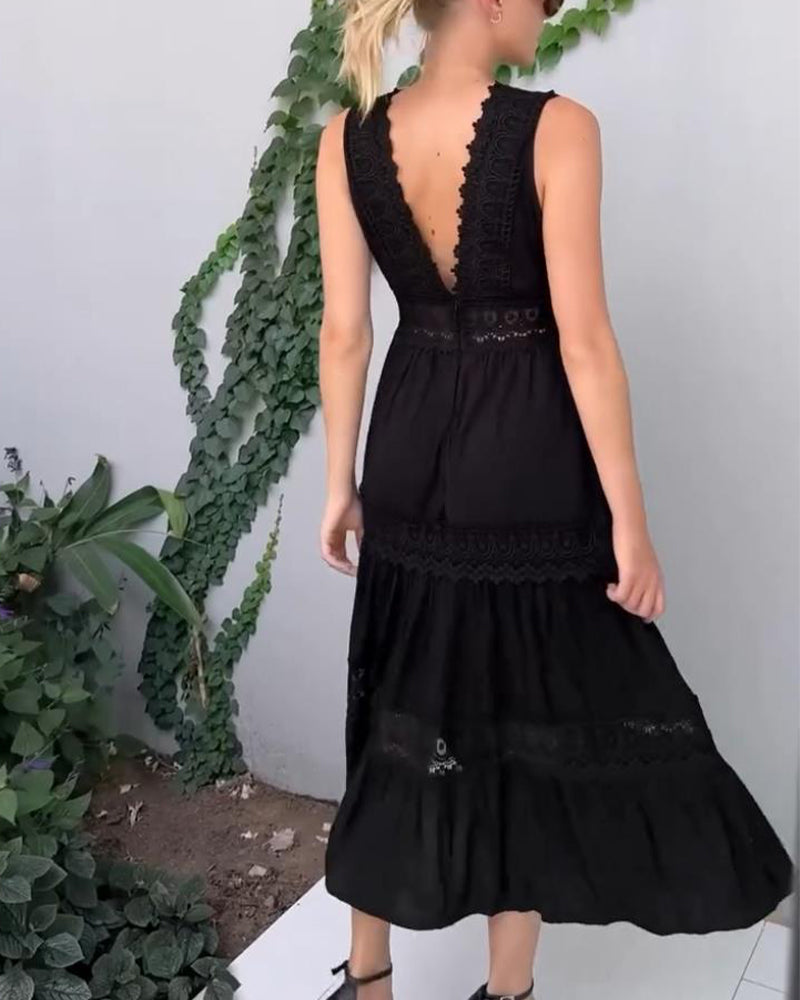 Eleni | Rochie elegantă cu dantelă și decolteu în V
