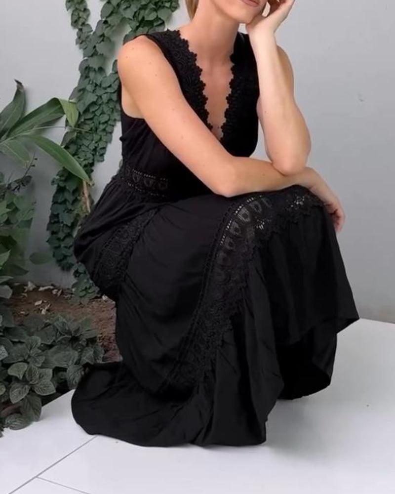 Eleni | Rochie elegantă cu dantelă și decolteu în V