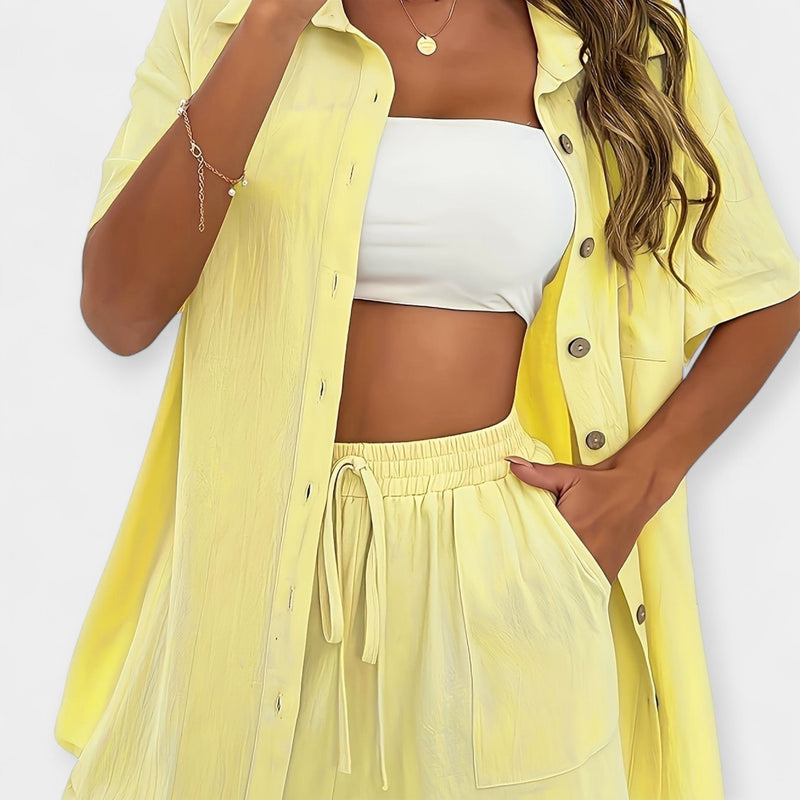 Set cămașă și pantaloni scurți