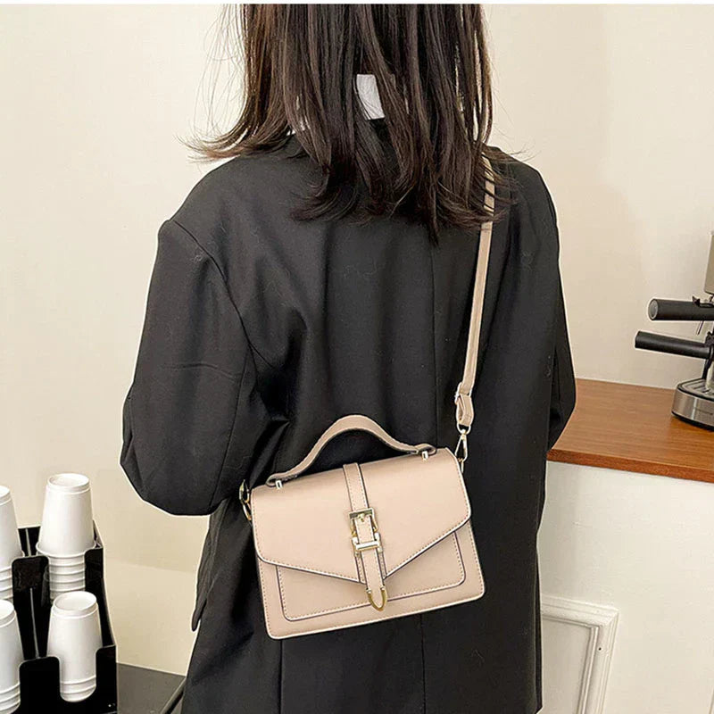 Zoe™ - Geantă Clasică de Umăr cu Detalii Handmade