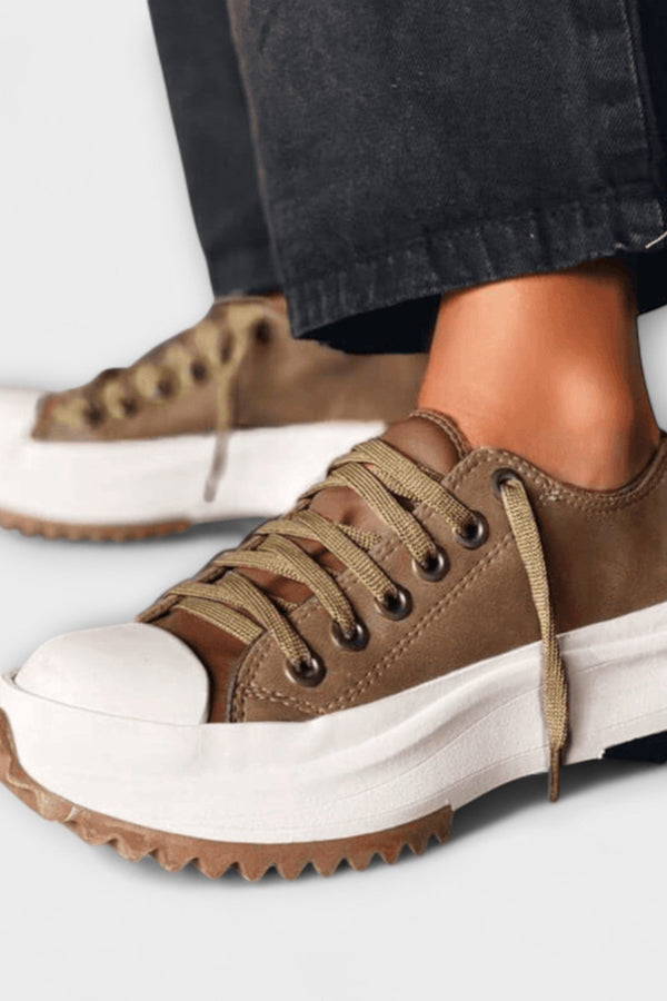 Jinky - Pantofi cu design modern Plateau