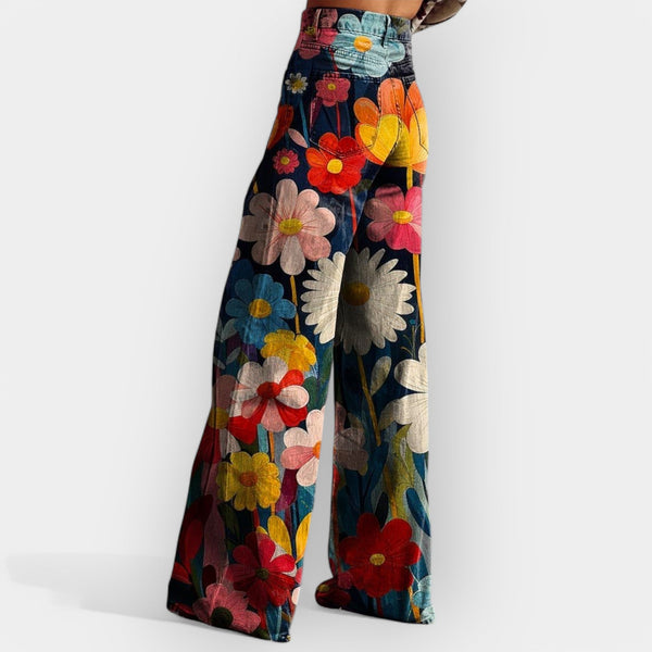 Pantaloni florali cu picioare largi