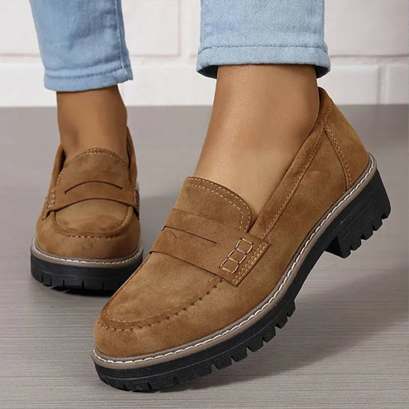 Destiny™ | Mocasini din piele întoarsă atemporali