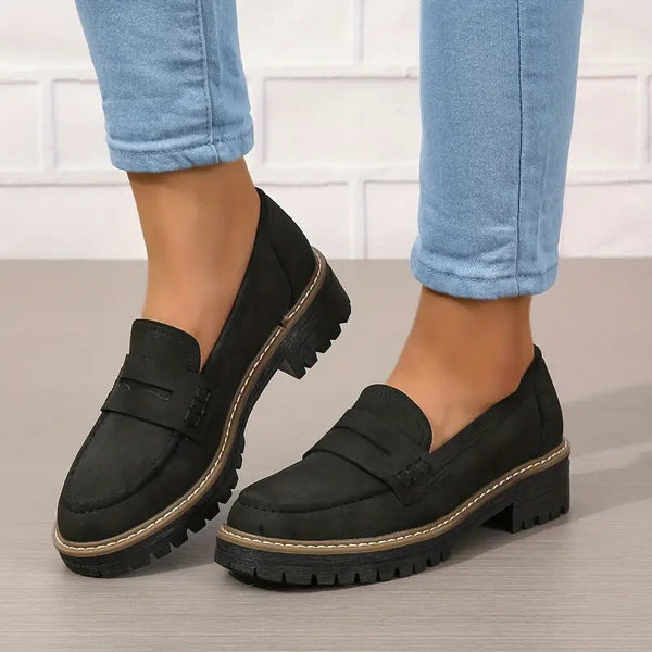 Destiny™ | Mocasini din piele întoarsă atemporali