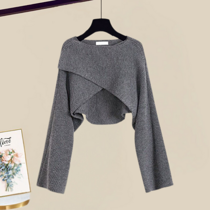 Elle™ | Set atemporal din două piese cu detalii